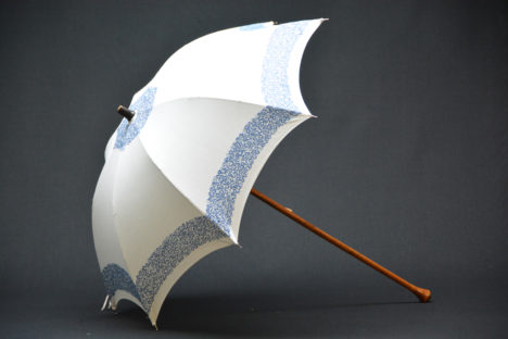 Women's parasols
